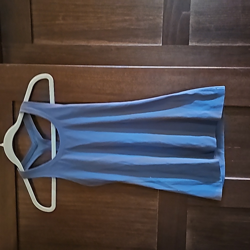 Lululemon size 4, blue Align tank